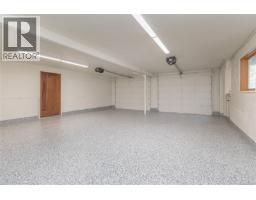 4906 Cordova Bay Rd, Saanich, BC V8Y2J5 Photo 42