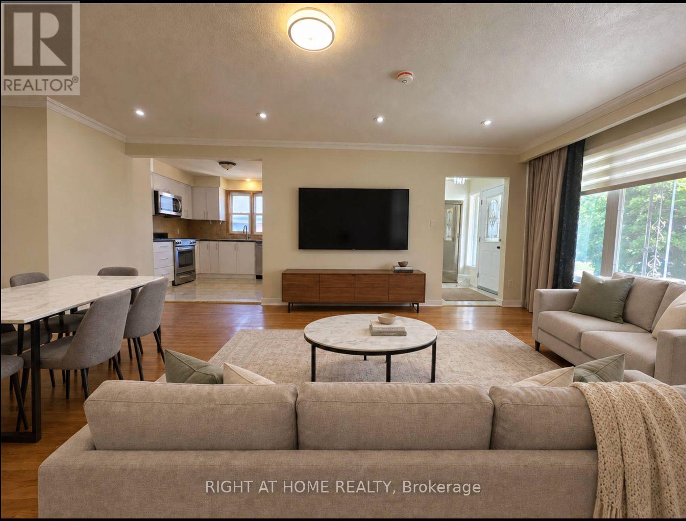 UPPER LEVEL - 26 WEDGEWOOD DRIVE, Toronto (Newtonbrook East) — photo 2