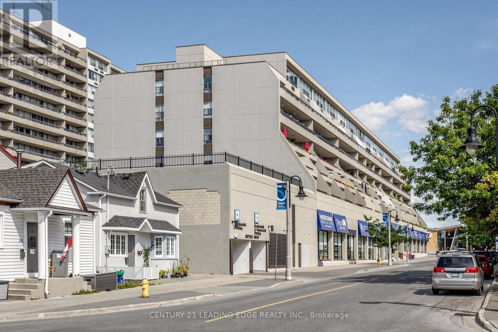 429 - 50 RICHMOND STREET E, Oshawa (O'Neill) — photo 2