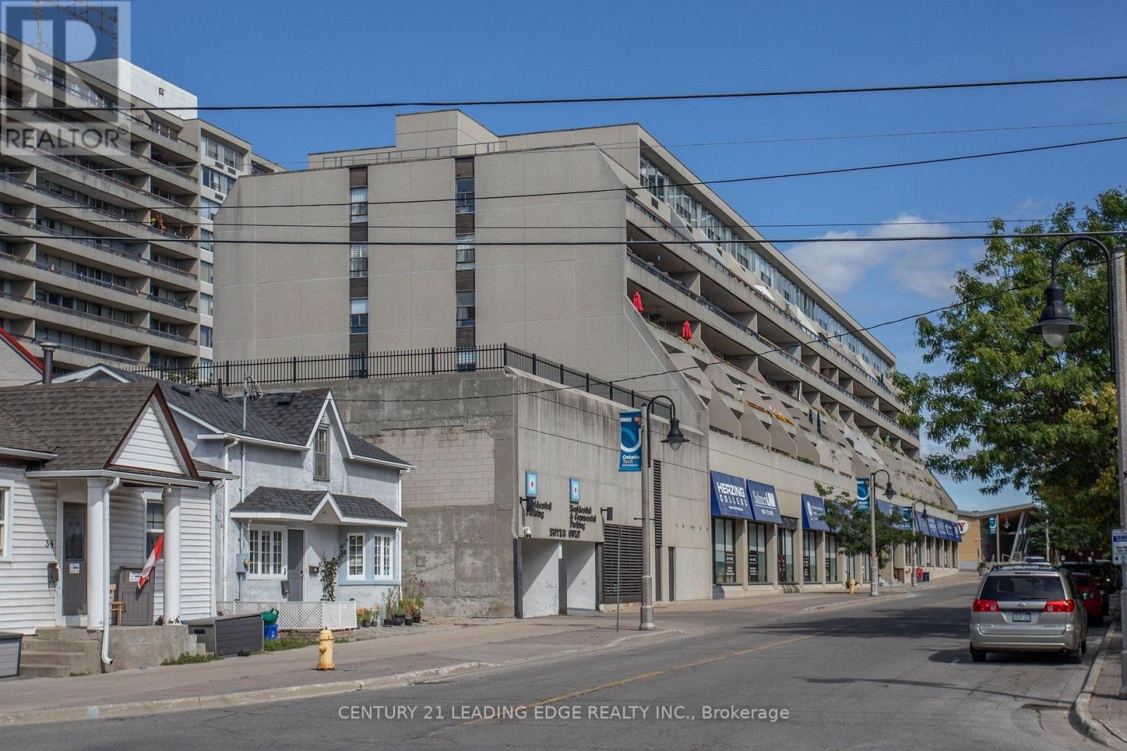 #429 50 RICHMOND STREET E - 49