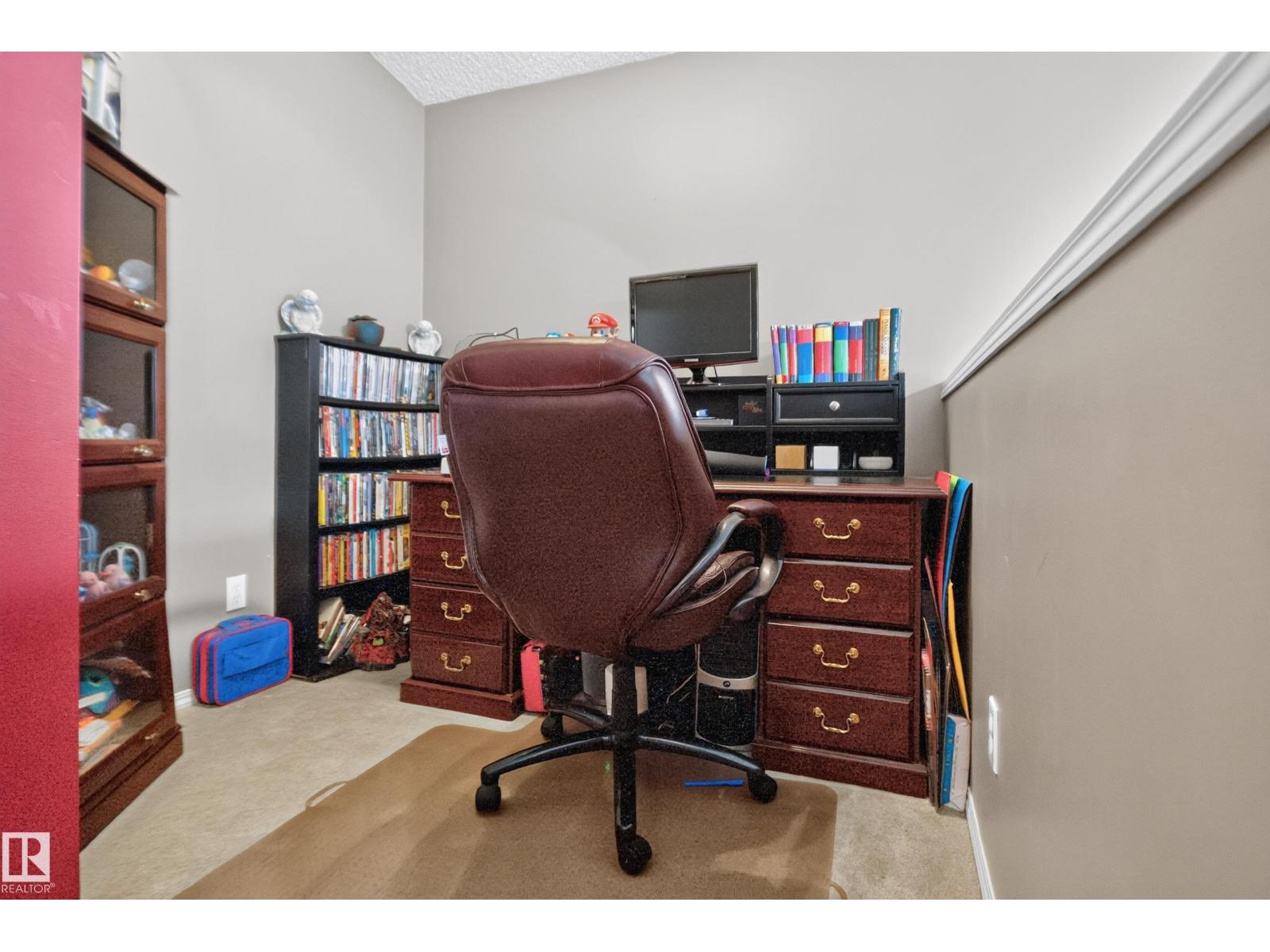 13915 137 ST NW - 7