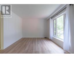 2258 Brookhurst Road, Mississauga, ON L5J1P9 Photo 13