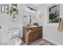 12 Lancaster Court, Georgina, ON L4P4A1 Photo 10
