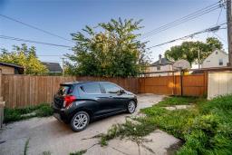 700 Simcoe Street, Winnipeg, MB R3E2C1 Photo 26