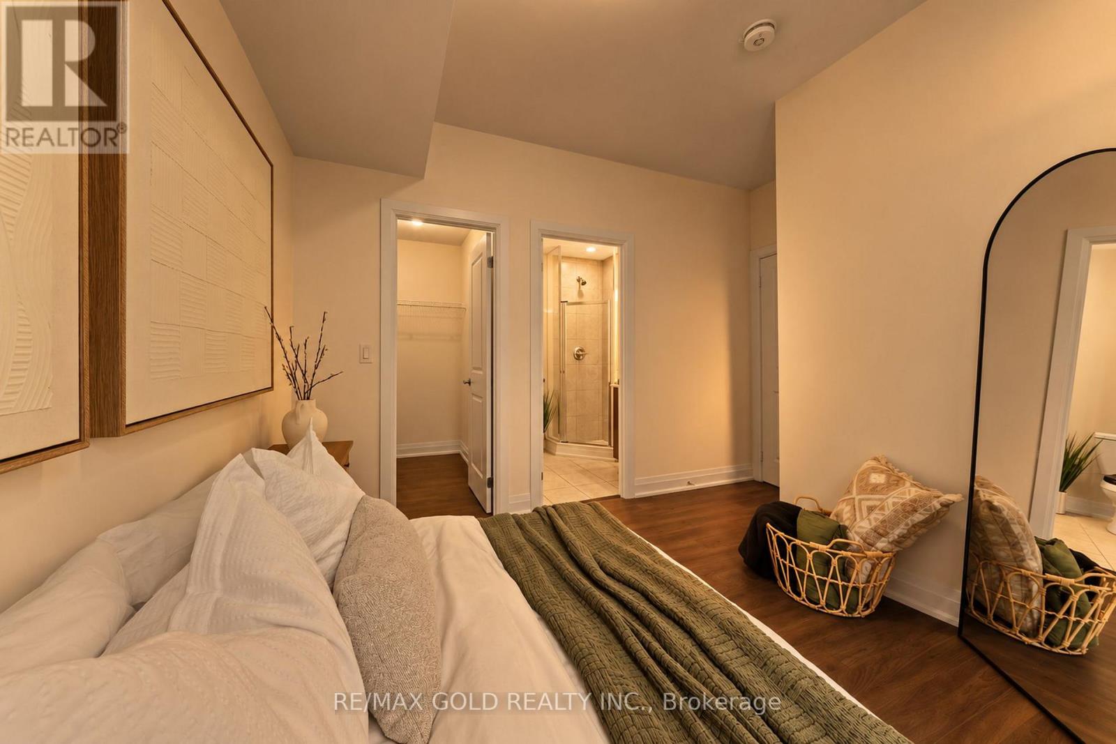 #602 18 COLES AVENUE - Image 16