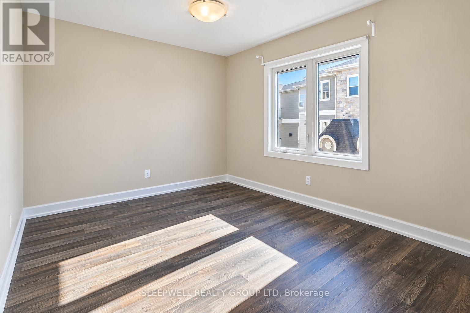 205 - 480 CHURCH STREET, Russell — photo 10