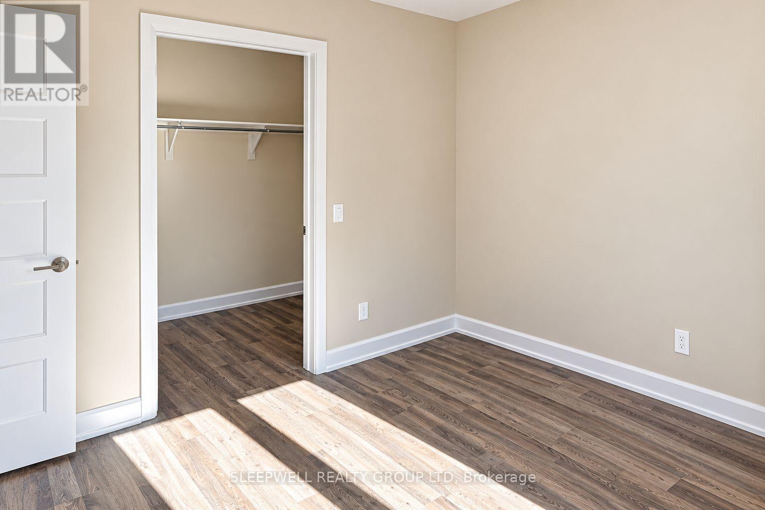 205 - 480 CHURCH STREET, Russell — photo 11