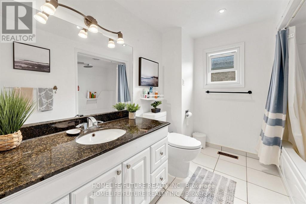 86 HALFMOON SQUARE - 31