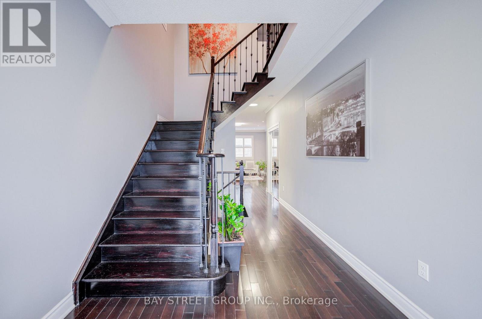 11 FARMINGTON ROAD - 19