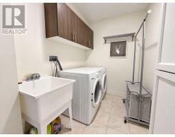 3 - 211 Squire Crescent, Oakville, ON L6H7C3 Photo 12
