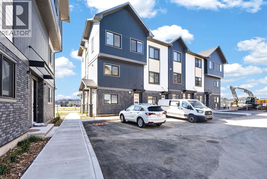 Property for sale at 403, 200 Belvedere Boulevard SE