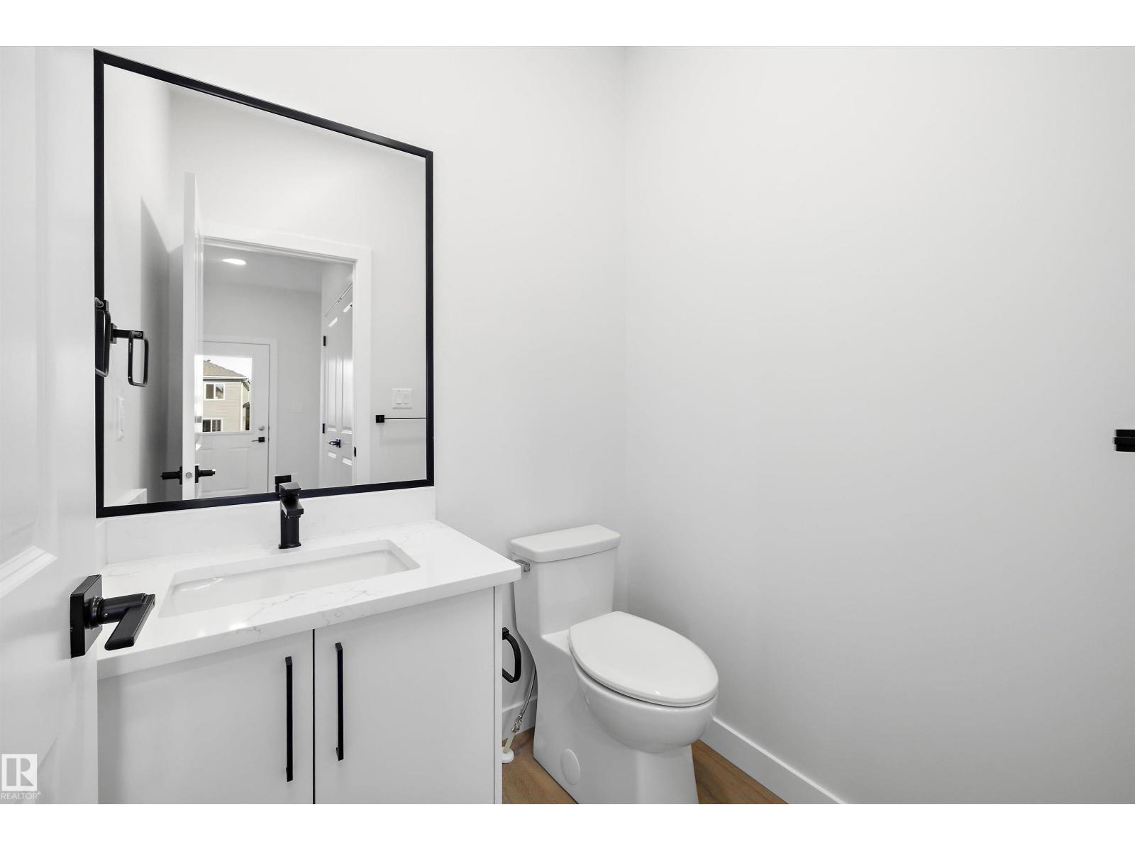 Edgemont (Edmonton) - photo 19