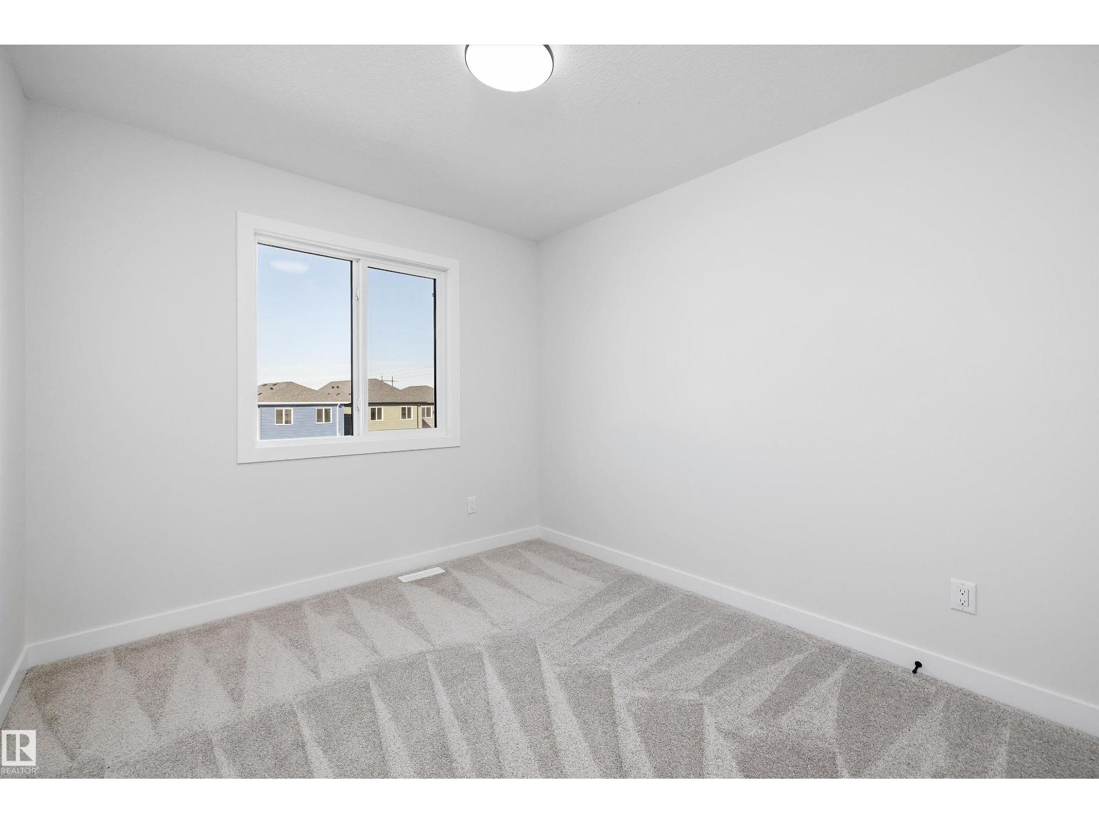 Edgemont (Edmonton) - photo 26