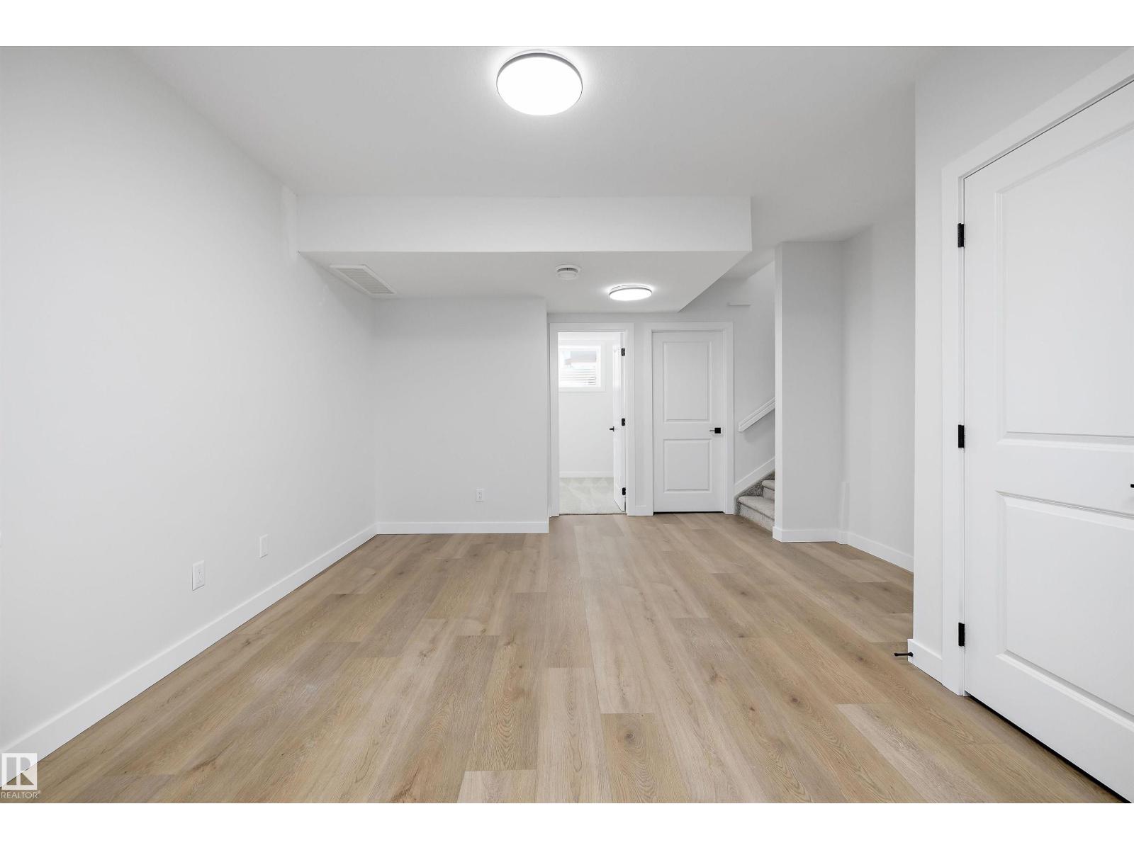 Edgemont (Edmonton) - photo 36