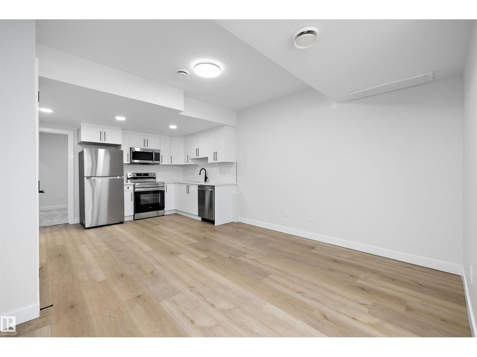 Edgemont (Edmonton) - photo 38