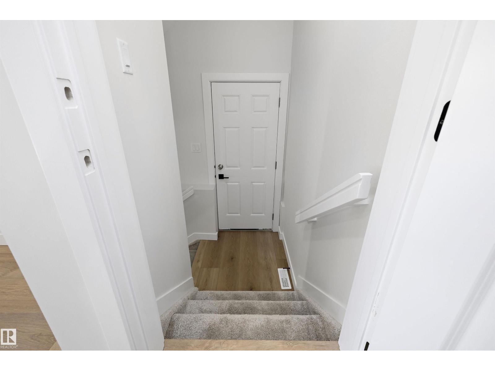 Edgemont (Edmonton) - photo 39