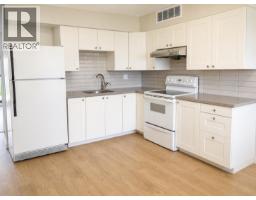 6925 Aubrey, Burnaby, BC V5B2E4 Photo 6