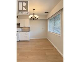 6925 Aubrey, Burnaby, BC V5B2E4 Photo 8