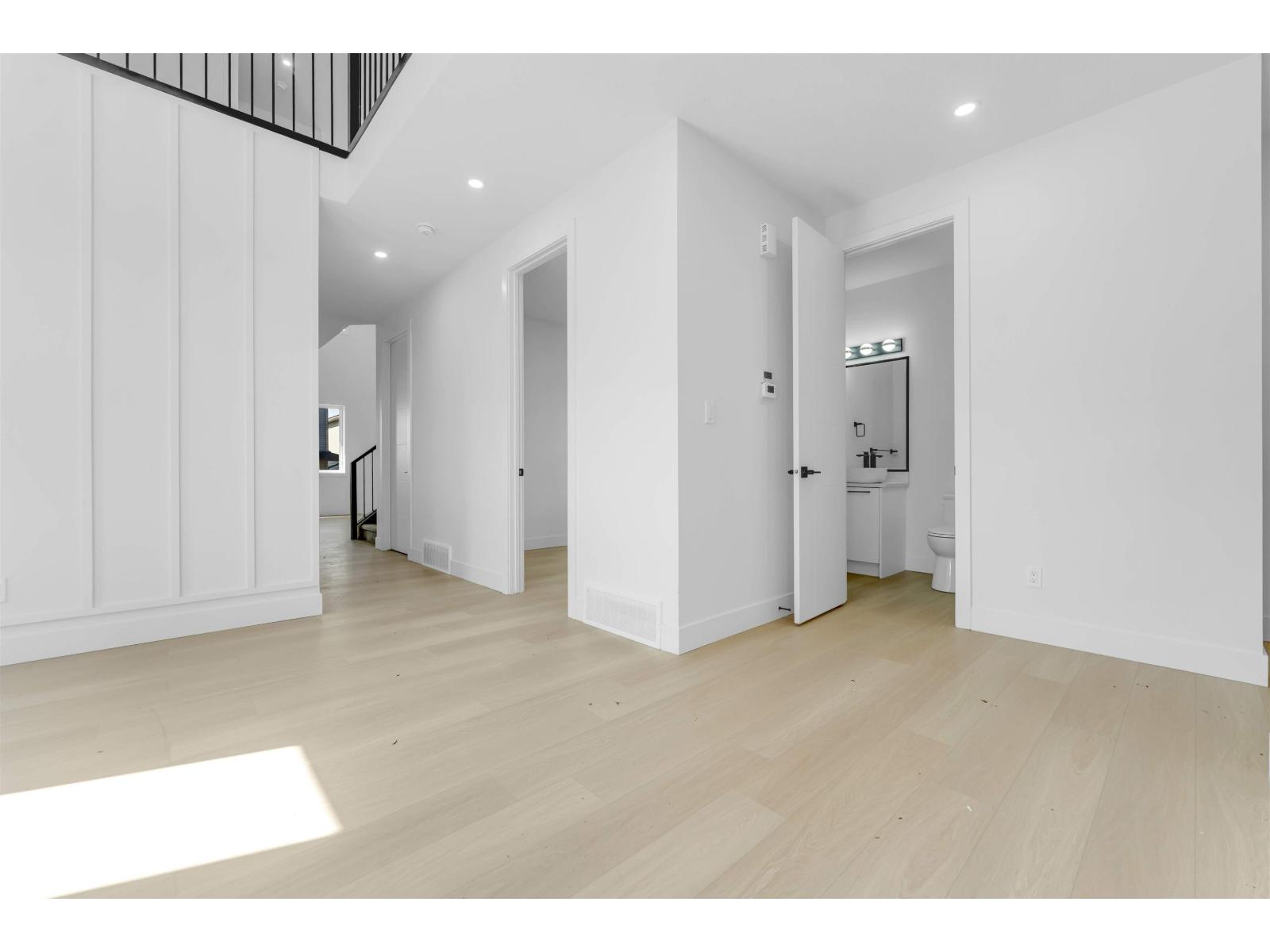 6298 19 ST NE - 10