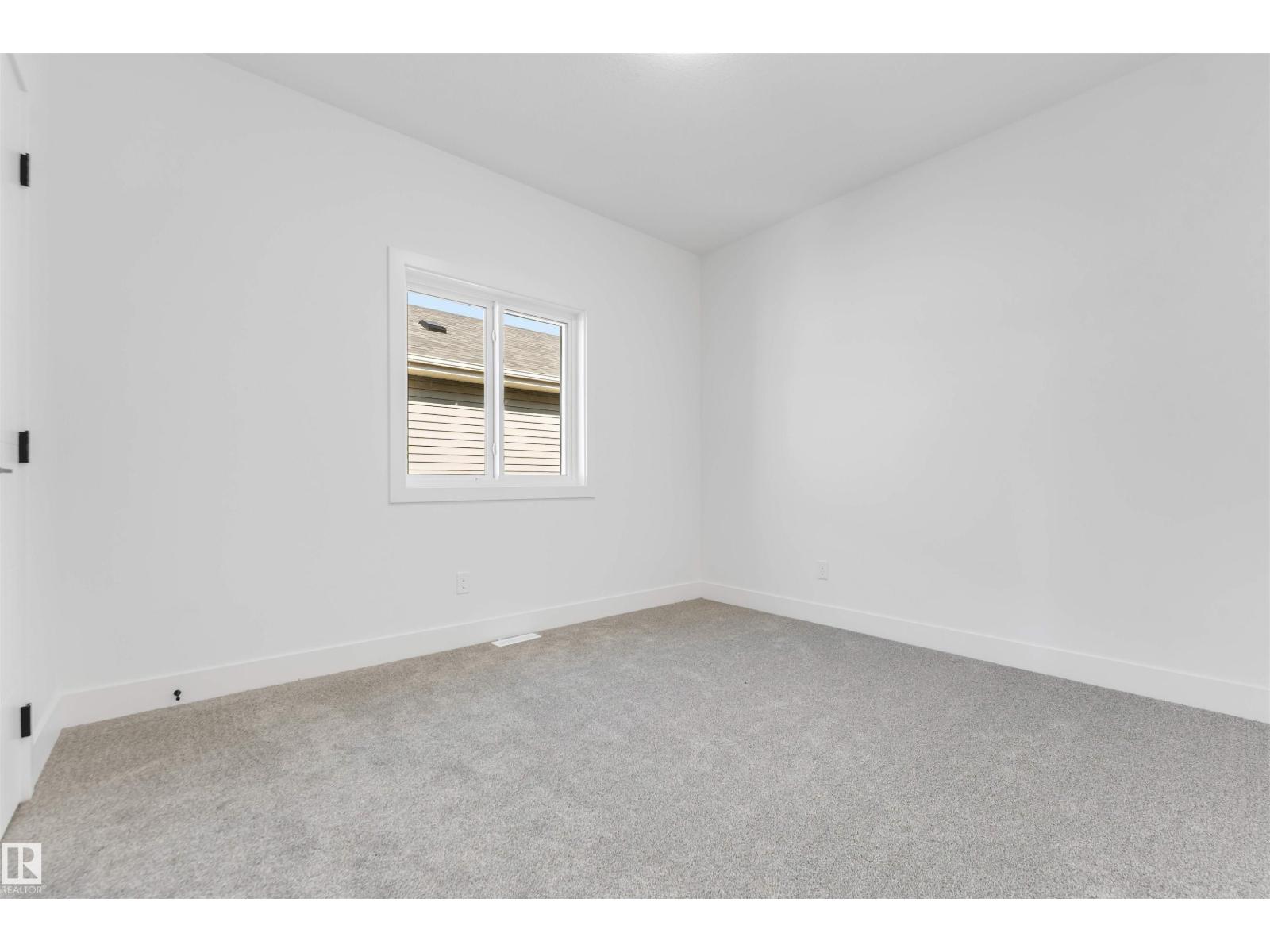 6298 19 ST NE - 34