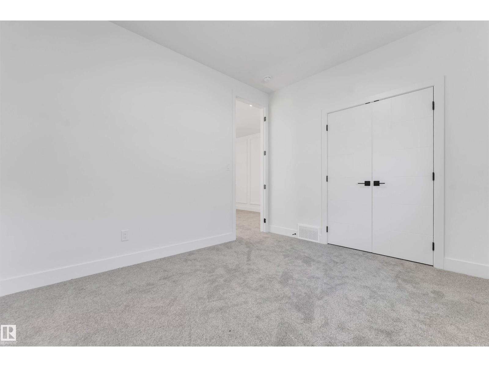 6298 19 ST NE - 35