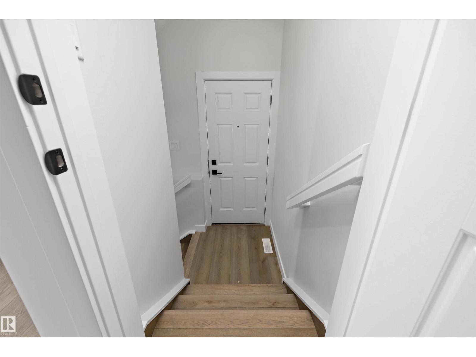 Edgemont (Edmonton) - photo 31