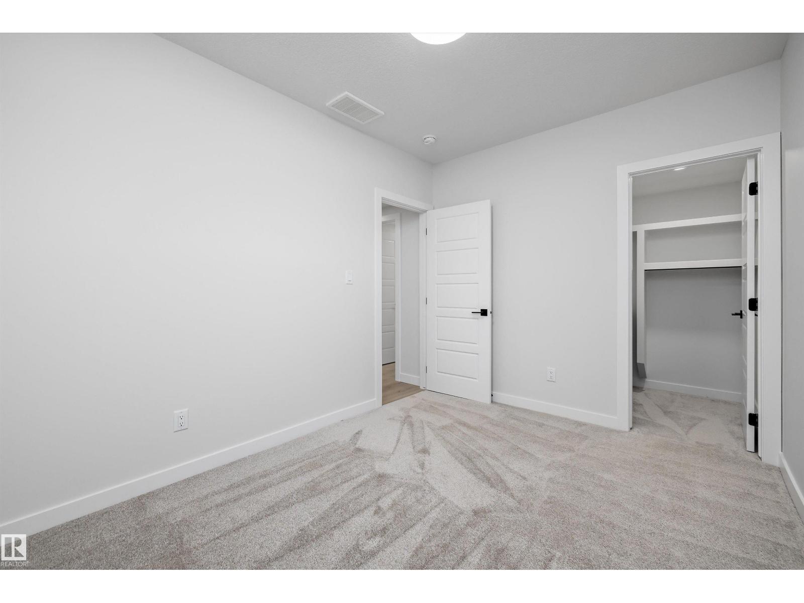 Edgemont (Edmonton) - photo 34