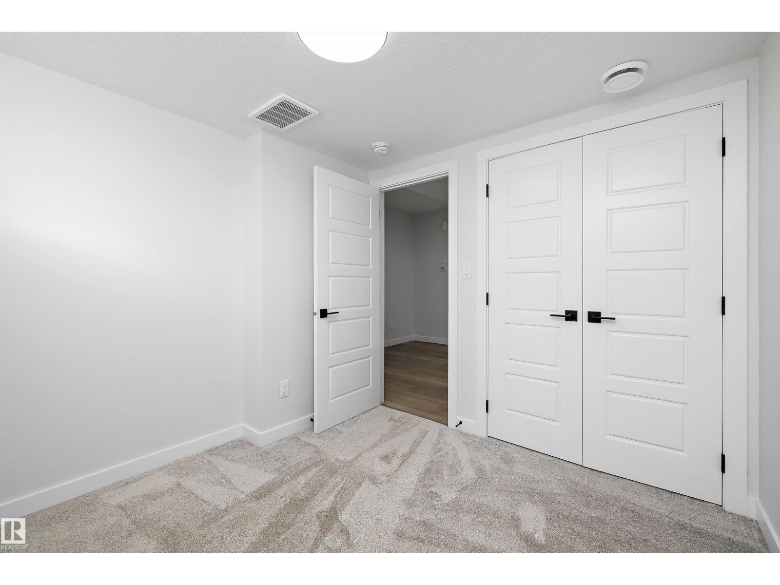 Edgemont (Edmonton) - photo 43