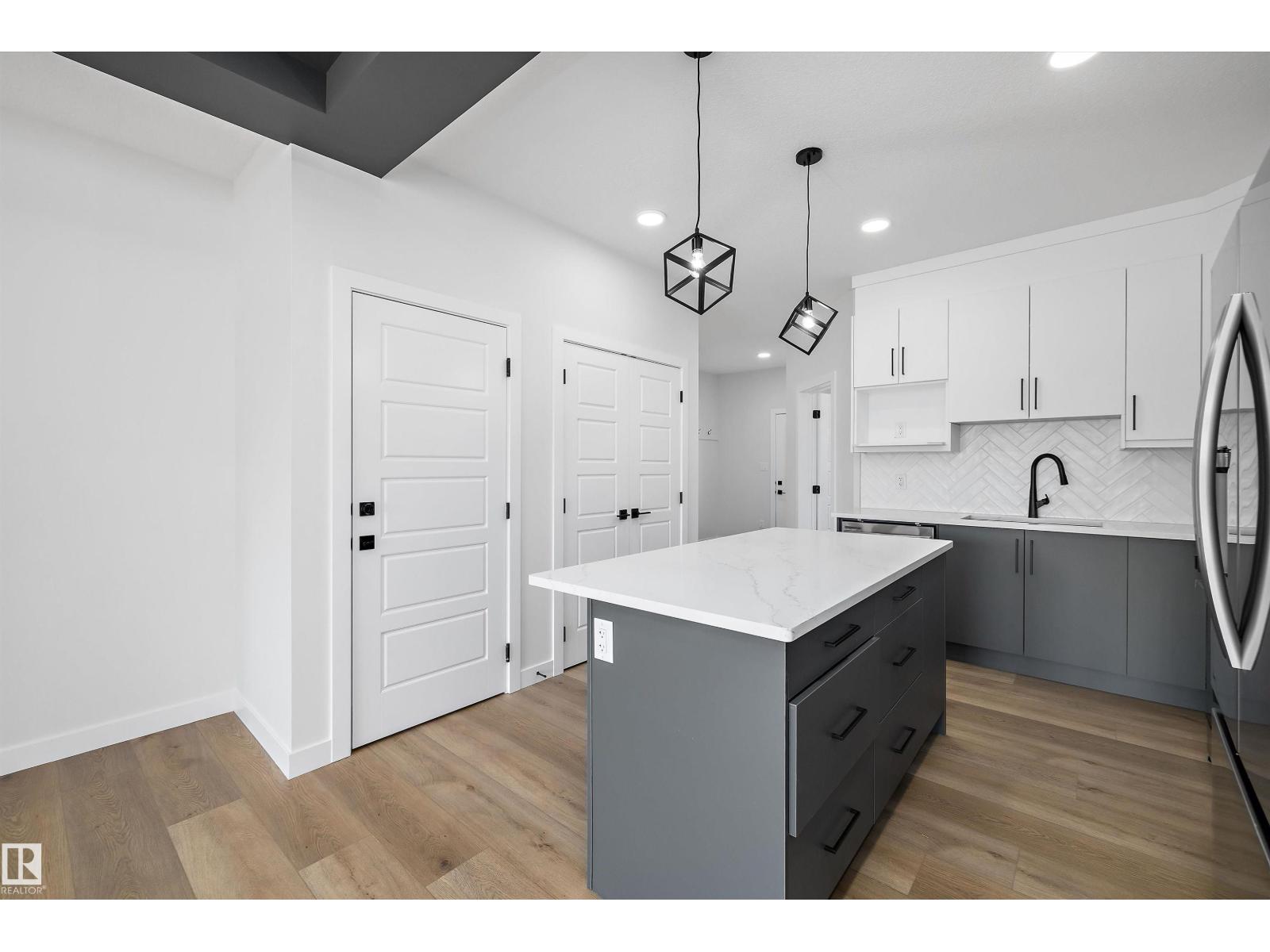 Edgemont (Edmonton) - photo 6