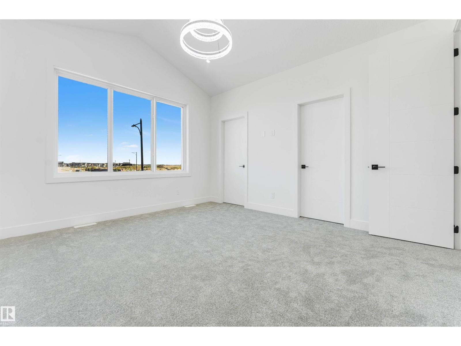 6298 19 ST NE - 31