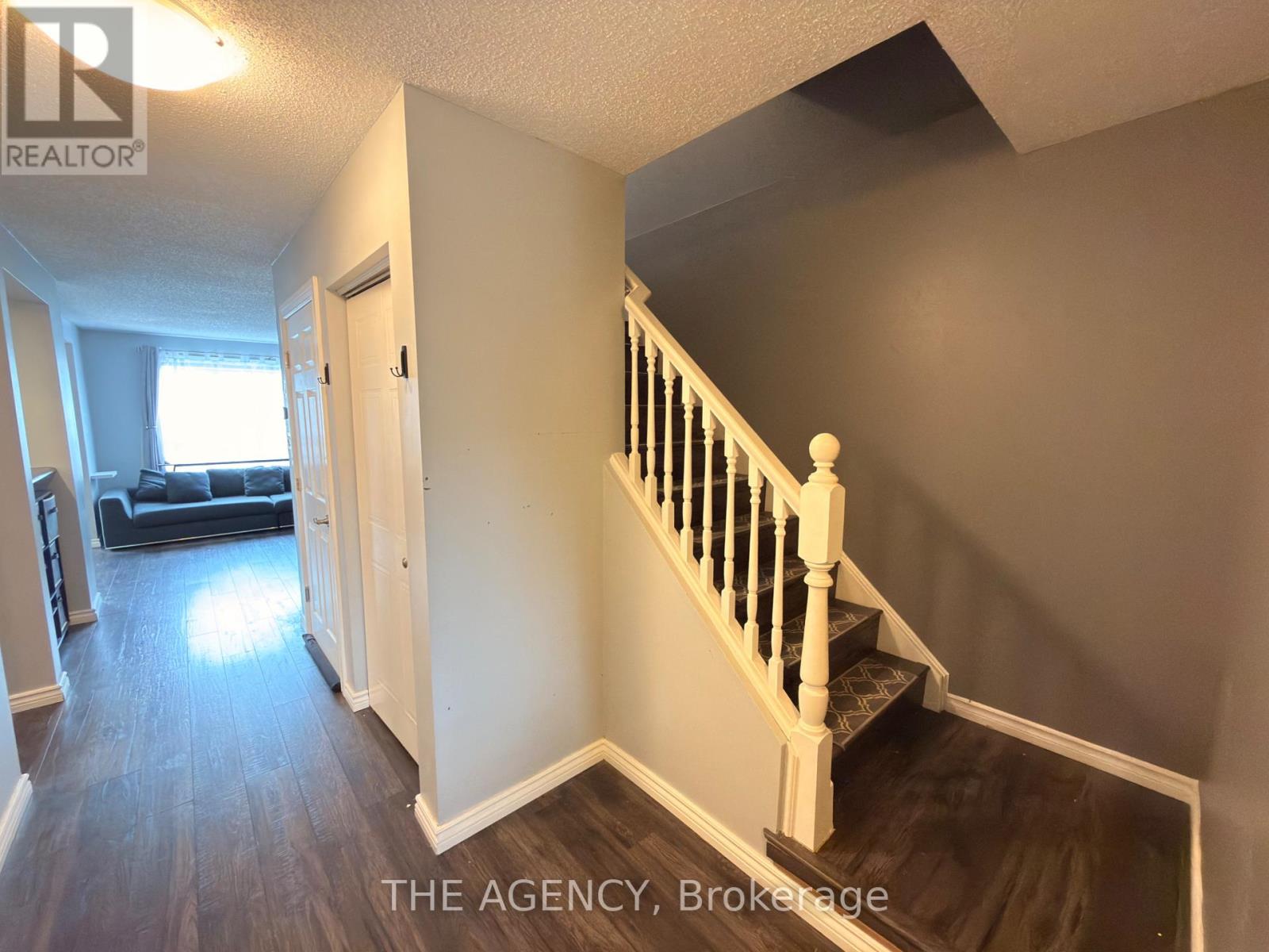 4 PORTER DRIVE, Guelph (Pineridge/Westminster Woods) — photo 8