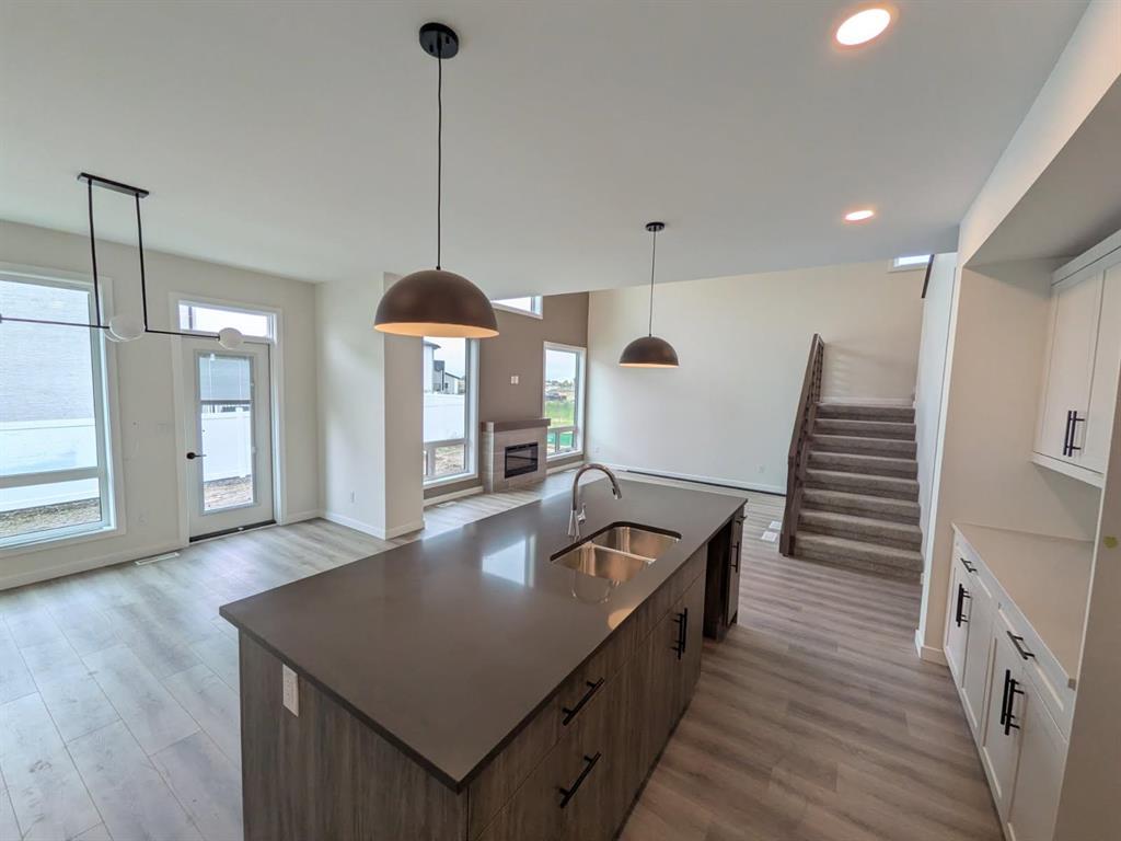 77 Sarsprilla Bend, Winnipeg, Manitoba, R3X0Z7, Winnipeg, Manitoba — photo 4 of 5