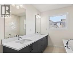 177 Copperhead Road Se, Calgary, AB T2Z5H7 Photo 20