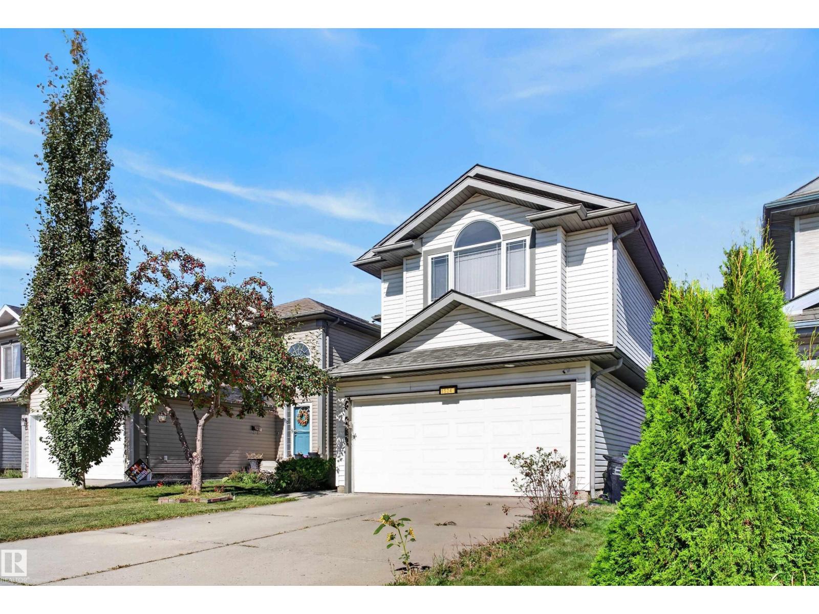 1524 37B AV NW - 1