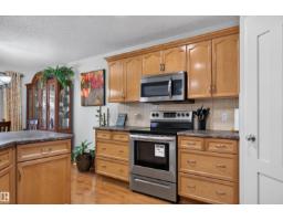 1524 37b Av Nw, Edmonton, AB T6T0E3 Photo 11