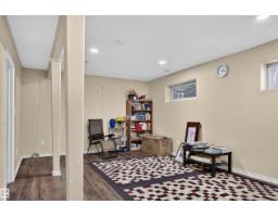1524 37b Av Nw, Edmonton, AB T6T0E3 Photo 31