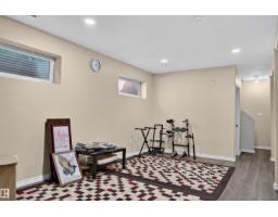 1524 37b Av Nw, Edmonton, AB T6T0E3 Photo 32