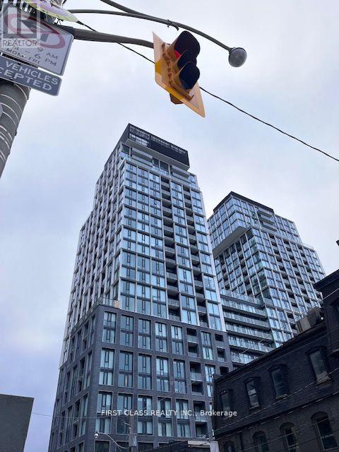 1015 - 158 FRONT STREET E, Toronto (Moss Park)