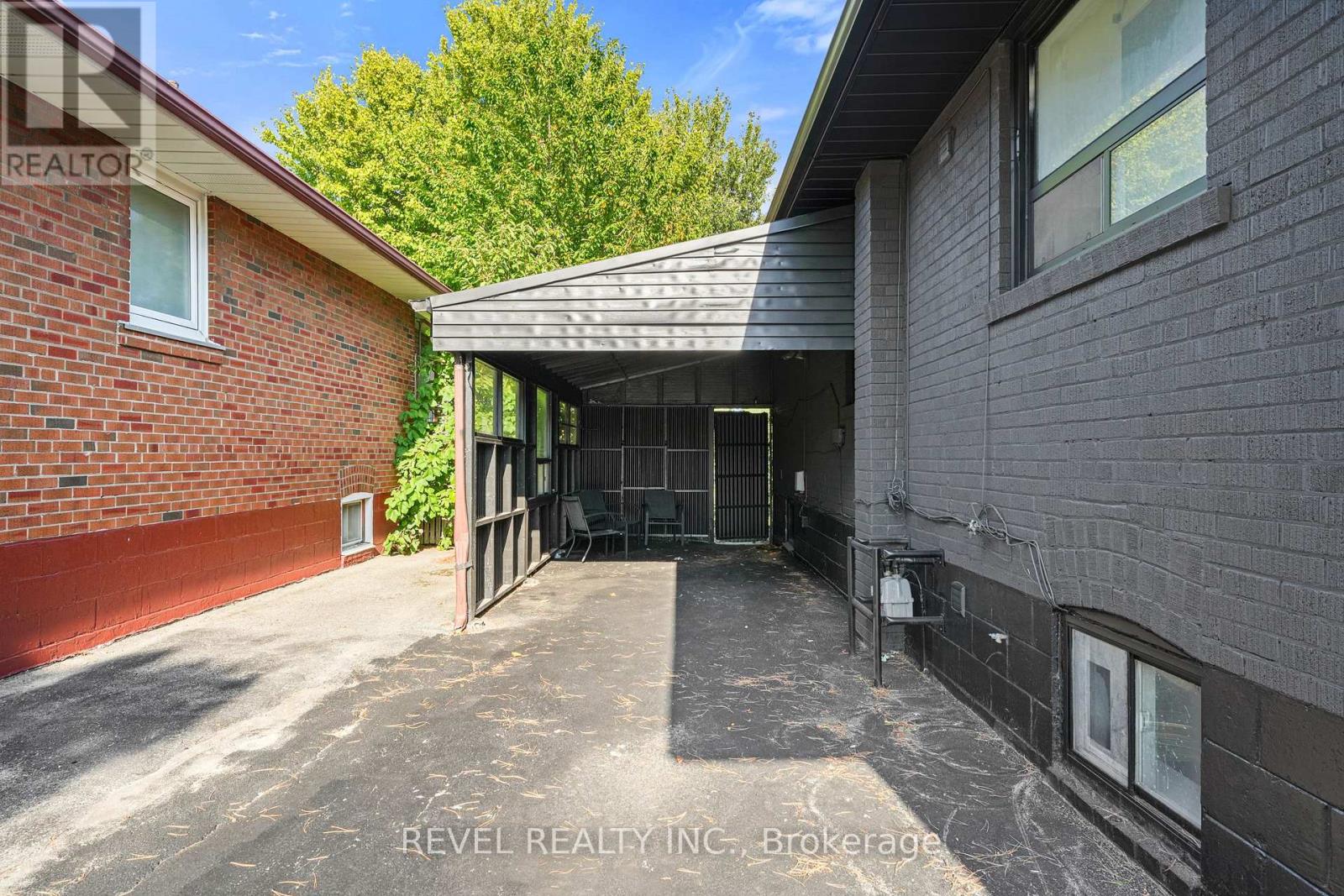 BSMT - 63 CROSLAND DRIVE, Toronto (Wexford-Maryvale) — photo 4