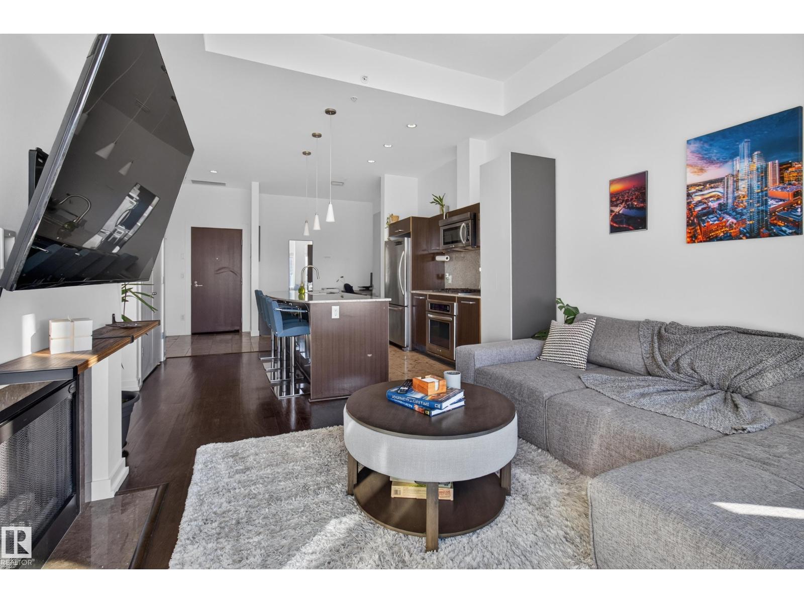 #807 2606 109 ST NW - 18