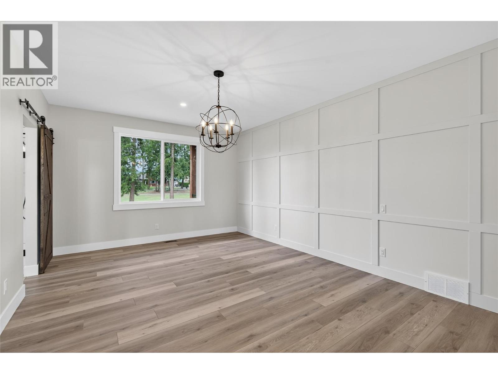 2520 Golf View Crescent - 27