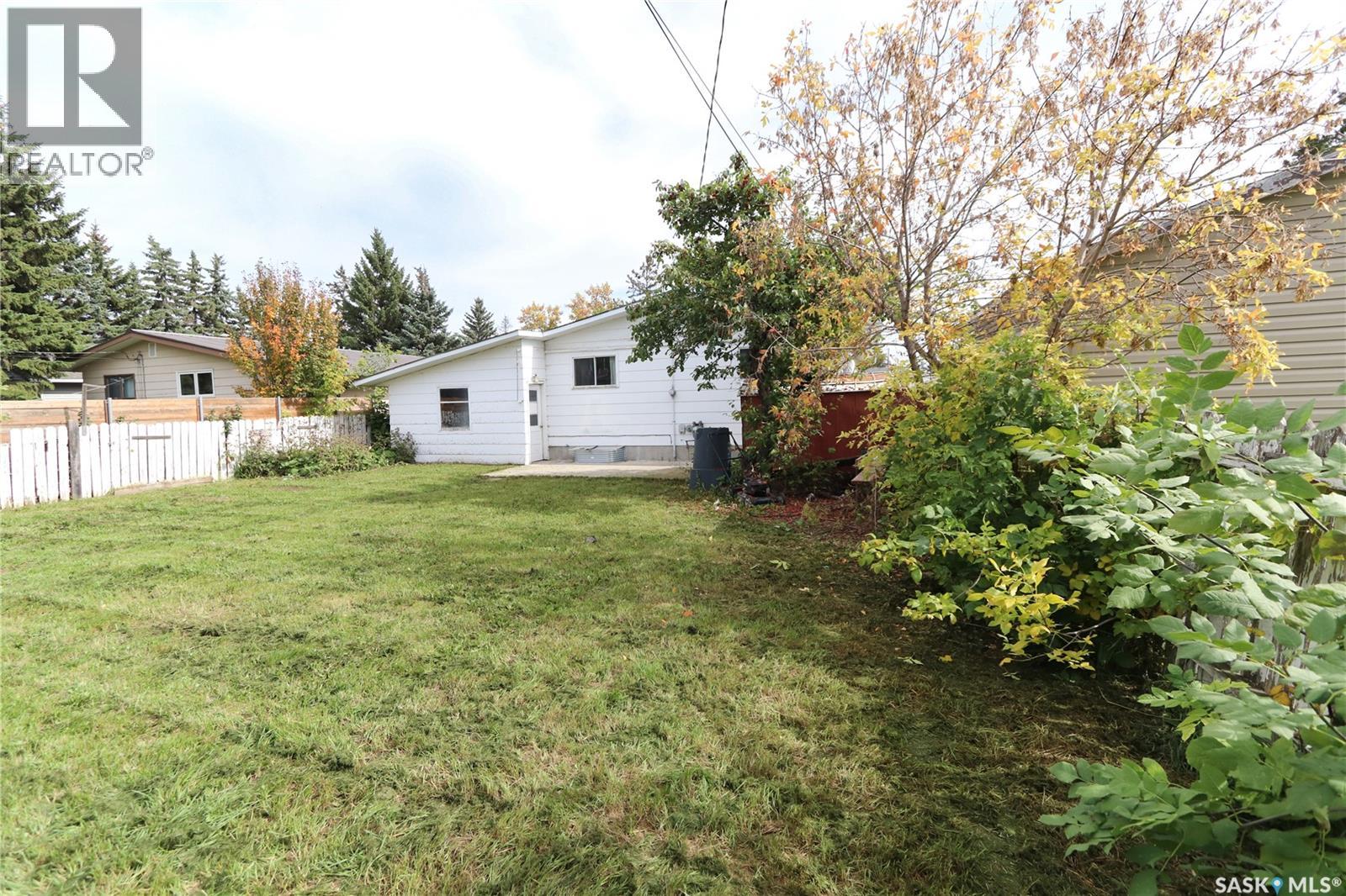 32 Clarke AVENUE - 31