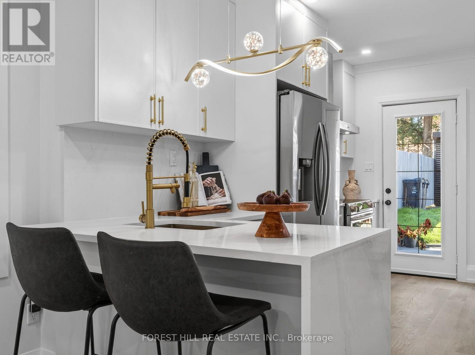 54 CHATHAM AVENUE - 10
