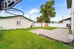 52 Whitehall Boulevard, Winnipeg, MB R2C0Y4 Photo 36