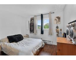 9-11 Rue Foucault, Saint Sixte, QC J0X3B0 Photo 9