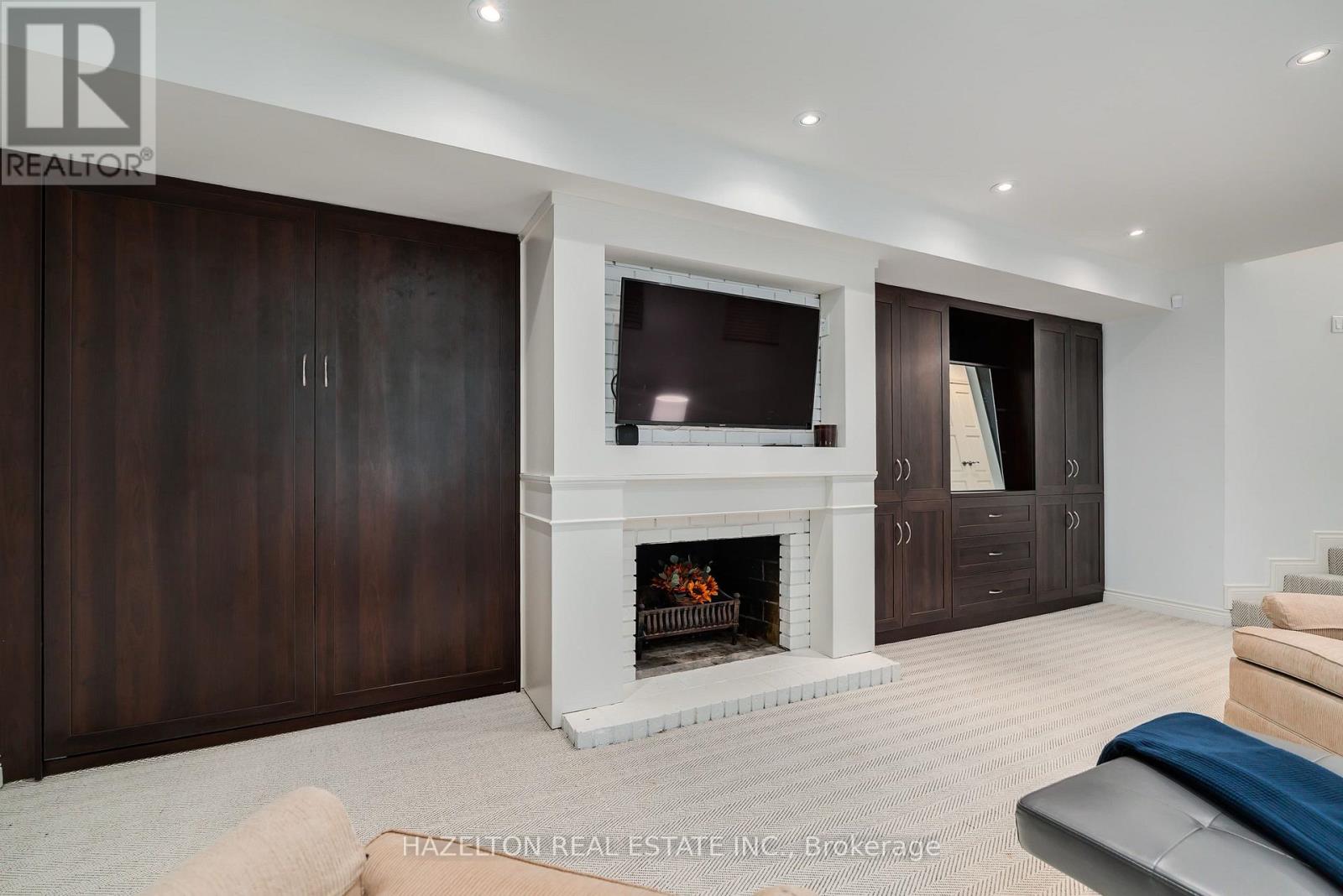 230 GLEN ROAD - 35