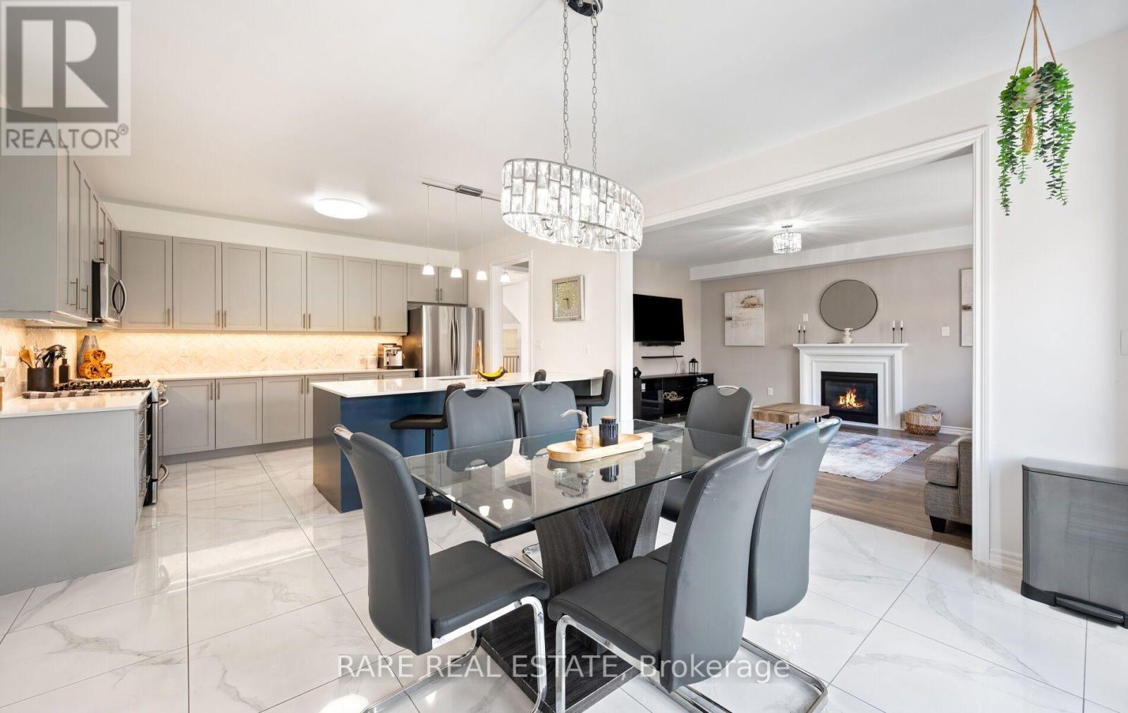 42 HACKETT STREET - 12