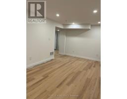 45 Stiver Drive, Newmarket, ON L3Y7V8 Photo 8
