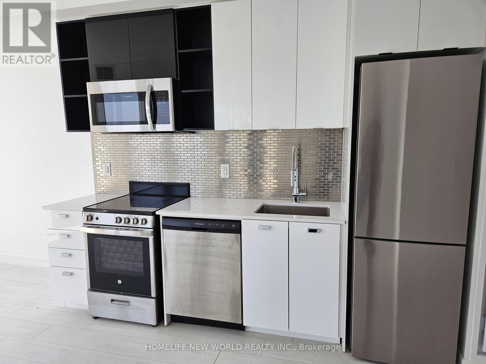 1312 - 10 DE BOERS DRIVE, Toronto (York University Heights) — photo 3