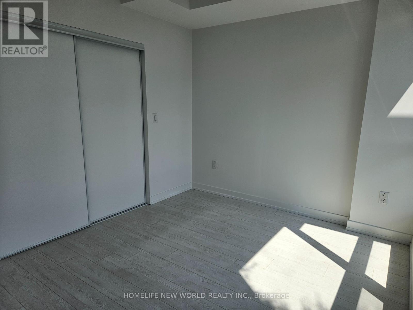 1312 - 10 DE BOERS DRIVE, Toronto (York University Heights) — photo 5